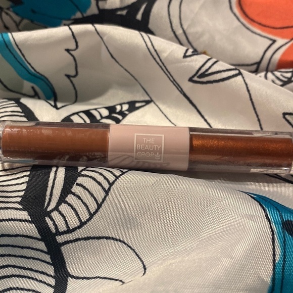 The beauty crop liquid eyeshadow duo -cinnamon and fudge - Picture 1 of 3